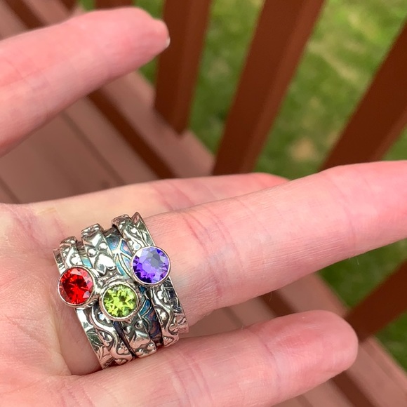 BOUTIQUE AMETHYST, PERIDOT &GARNET 925 SILVER RING - Picture 11 of 13